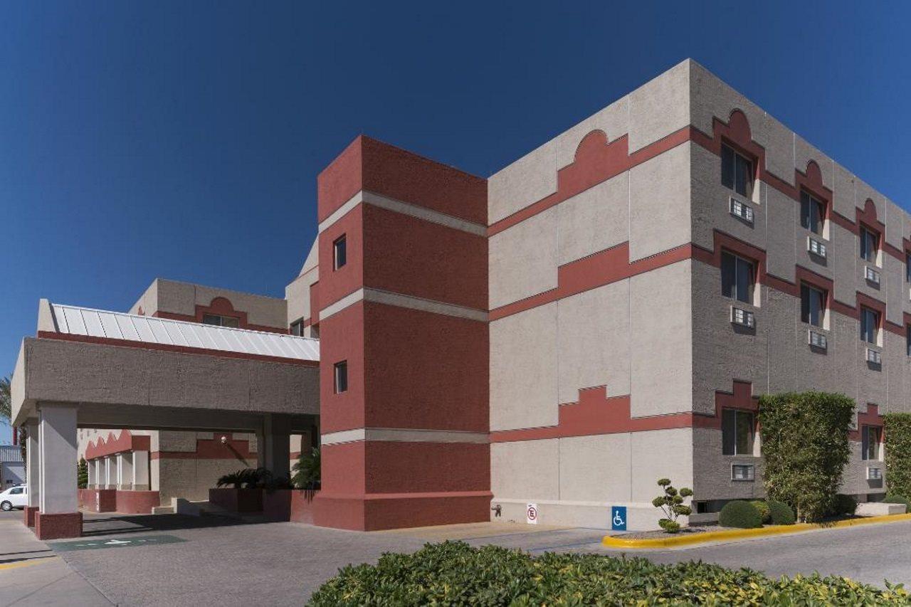 Casa Grande Delicias Hotel Exterior photo