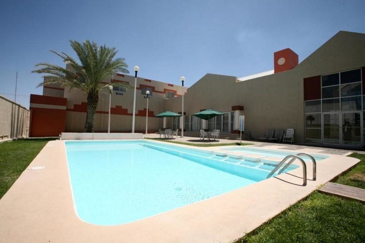 Casa Grande Delicias Hotel Exterior photo
